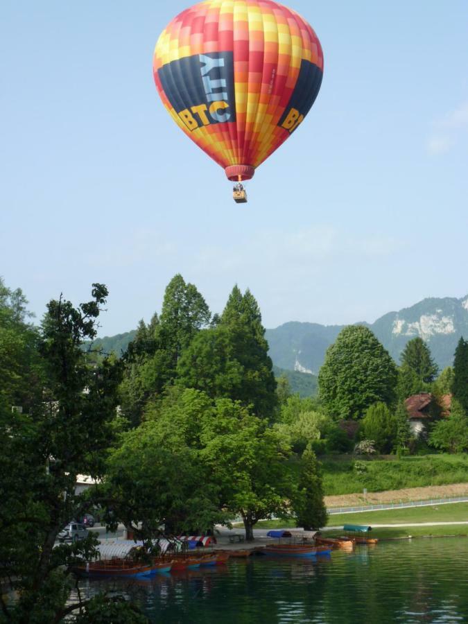 Pletna Lake View Apartment 布莱德 外观 照片