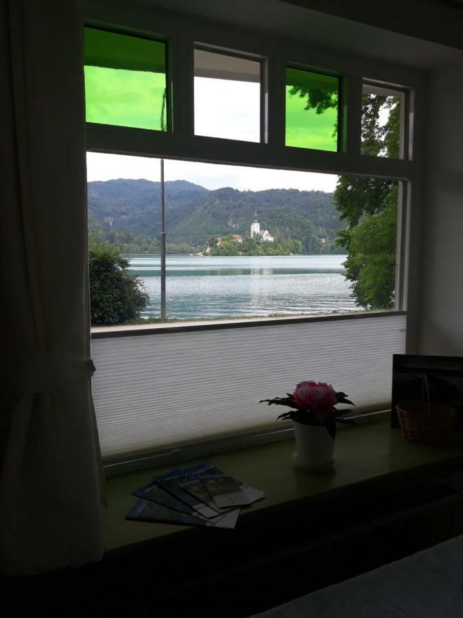 Pletna Lake View Apartment 布莱德 外观 照片